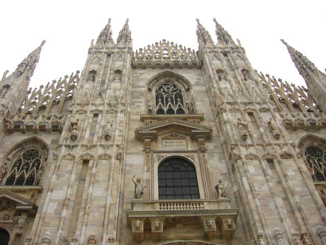 Дуомо, миланский собор Милан, Италия