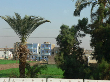 Жилой район в Луксоре. Луксор, Египет