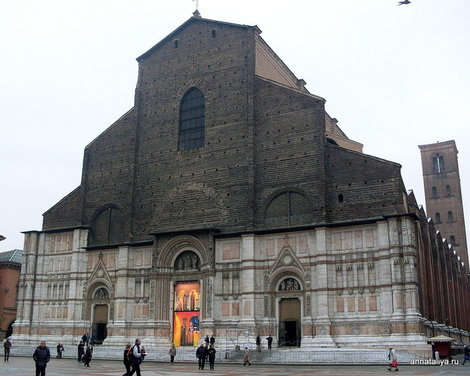 Базилика Сан-Петронио Болонья, Италия