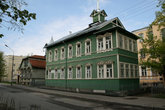 Еленинская улица, дома 14 и 16 (XIX в.).