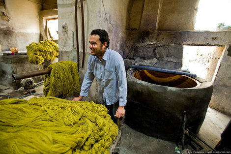 Как делают ковры Кашан, Иран