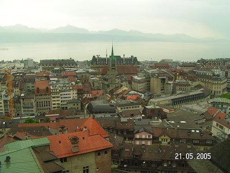 Город и озеро Лозанна, Швейцария