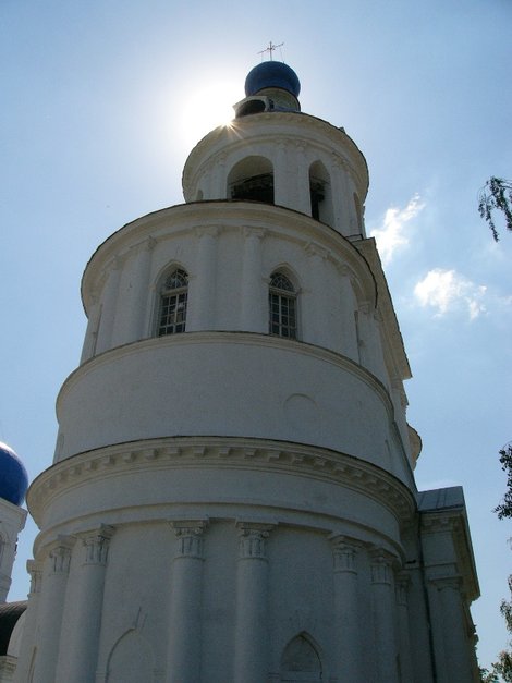 Колокольня монастырского собора Владимирская область, Россия