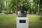 Памятник Н.Е.Жуковскому.