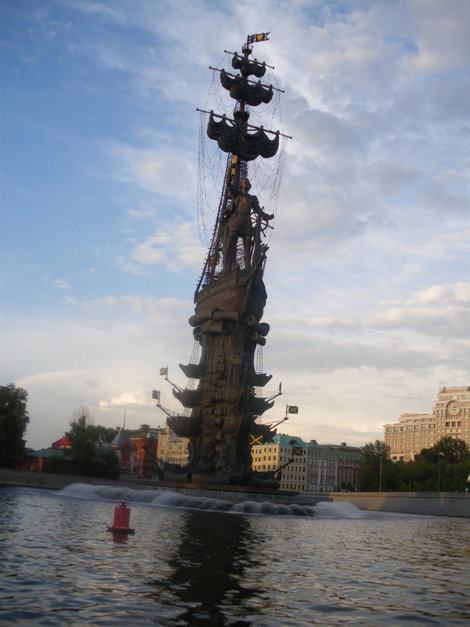 Катание на кораблике Москва, Россия
