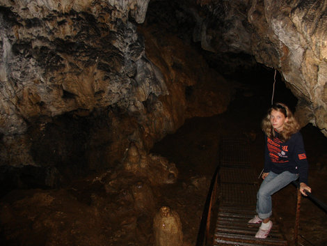 Большая Азишская пещера. Подземное озеро. Адыгея, Россия