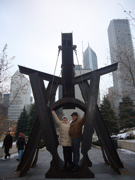 В парке Миллениум — мы назвали это — остатки Титаника Чикаго, CША