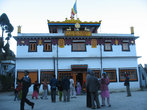Дарджилинг. Буддийский монастырь Samten Gholing Buddhist Ghoom Monastery