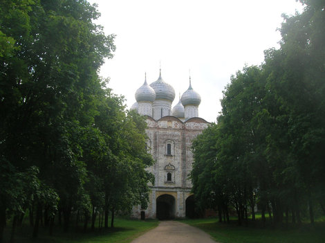 Надвратная церковь Ростов, Россия
