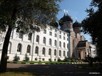 Главные корпуса богадельни у Покровского собора