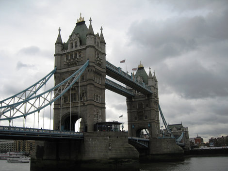 Tower Bridge Лондон, Великобритания