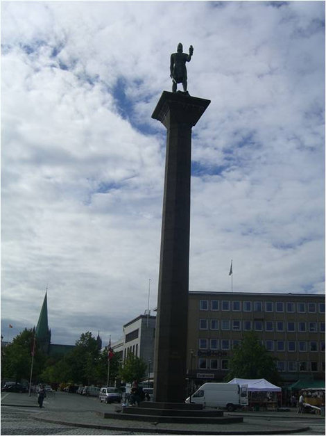 Памятник Олаву Трюггвасону / Olav Tryggvason Statue