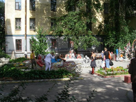 Стильный питерский дворик Санкт-Петербург, Россия