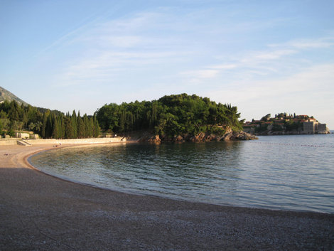 Королевский пляж с видом на Святой Стефан Свети-Стефан, Черногория