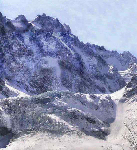 Первая ступень Цейского ледопада Северная Осетия-Алания, Россия