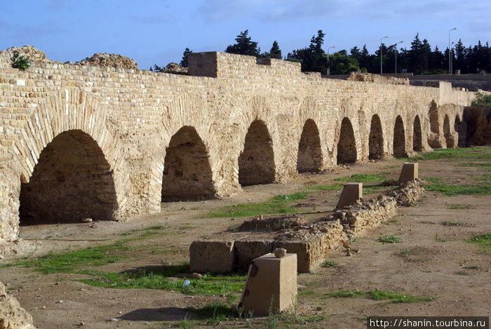 Старый акведук Тунис, Тунис