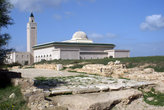 Беломраморная мечеть на руиинах Карфагена