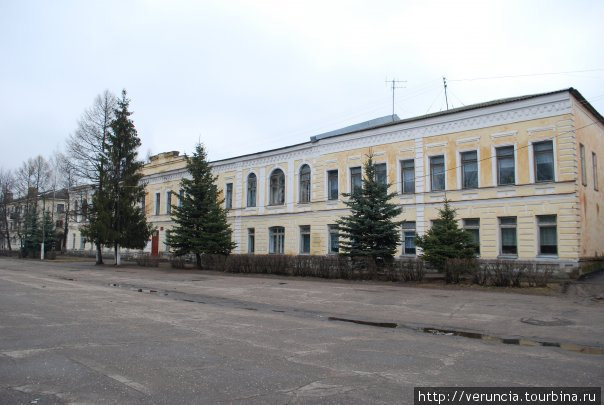 Жен. гимназия Старая Русса, Россия