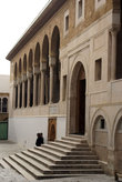 Вход в Великую мечеть в центре медины Туниса