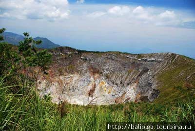 вулкан Махаву Сулавеси, Индонезия