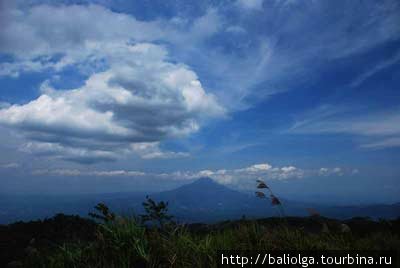 вулкан Локон Сулавеси, Индонезия