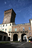 башная Porta Castello