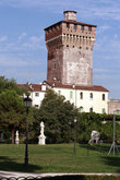 вид на башню Porta Castello