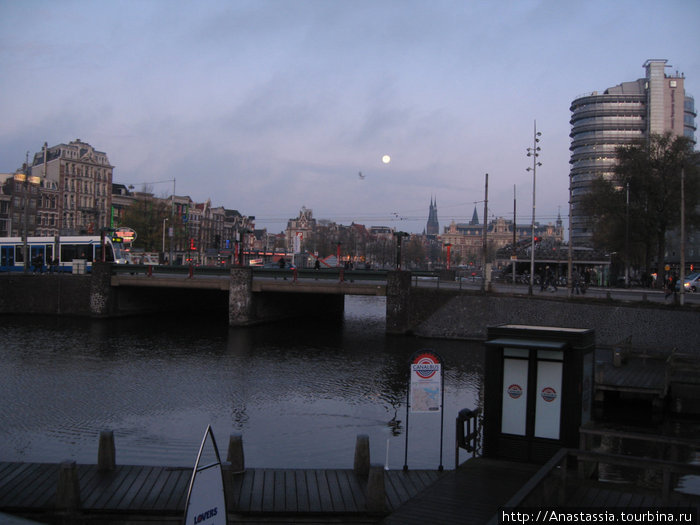 Амстердам проездом Амстердам, Нидерланды
