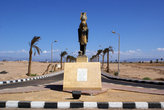 Памятник у въезда в Дахаб со стороны автовокзала