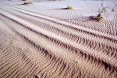 Необычный цвет песка в пустыне Вади-Рум