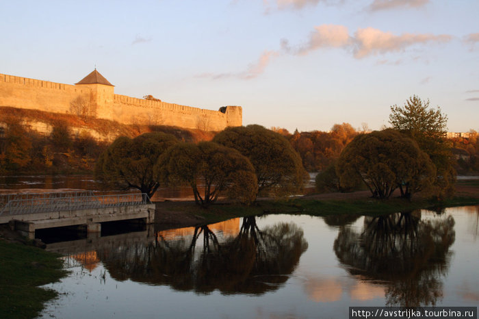 Ивангородская крепость и Липовая ямка Нарва, Эстония