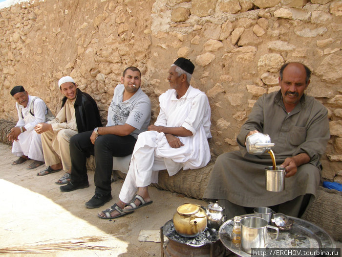 Ливийское чаепитие Ливия