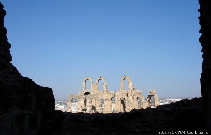Лучший  Колизей  в  мире Эль-Джем, Тунис
