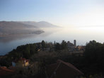 Как нарисованное, лежит Охридское озеро
