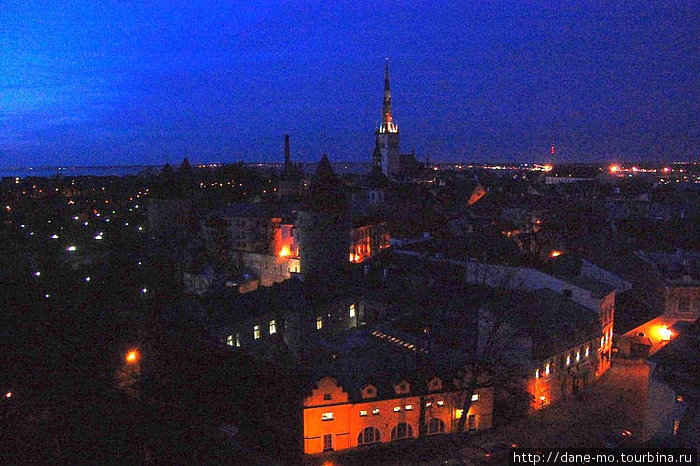 Вечерний город Таллин, Эстония