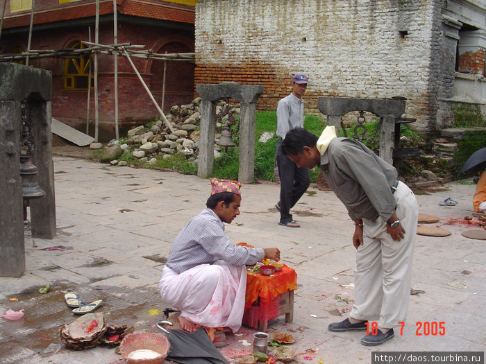 Буданилкантха — королям смотреть запрещено Чангу-Нароян, Непал