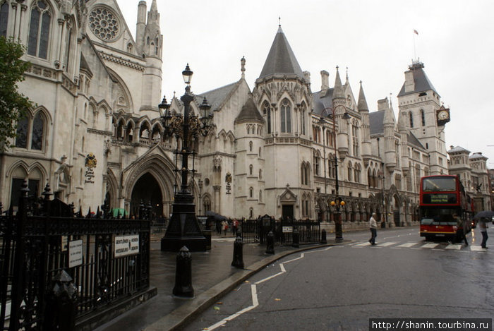 Дворец Правосудия Лондон, Великобритания