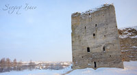 крепость стоит над Соловенской долиной.