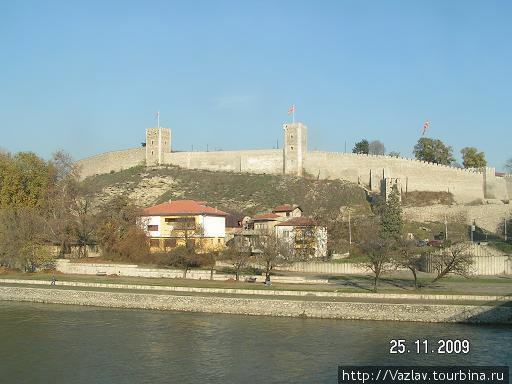 Крепость на берегу Скопье, Северная Македония