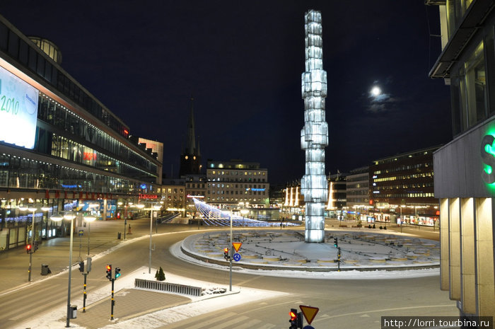 Ну очень я впечатлилась светящийся в ночи Указкой )) Стокгольм, Швеция