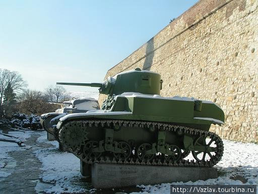 Танковая немощь Белград, Сербия