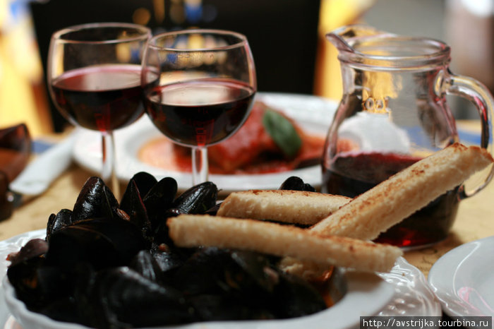 мидии и домашнее вино Италия