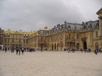 Площадь перед Мраморным двориком версальского дворца