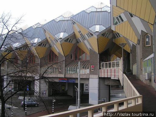 Второй ярус Роттердам, Нидерланды