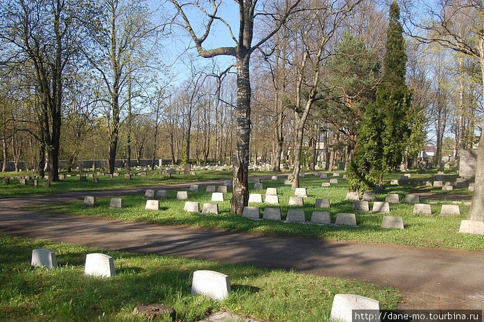 Военное кладбище Таллин, Эстония