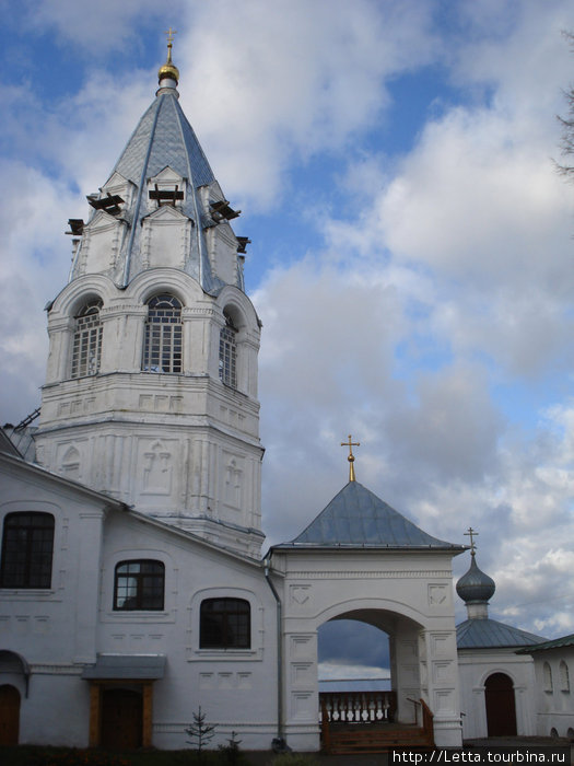 Церковь Благовещения с трапезной и колокольней Переславль-Залесский, Россия