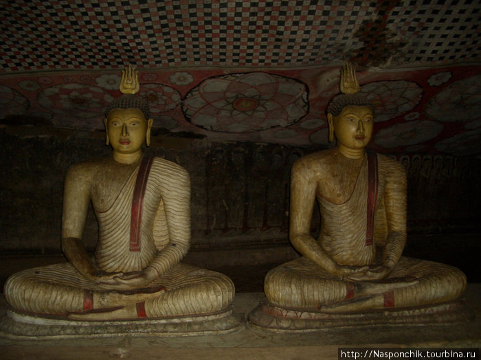 Пещерный храм Дамбула Шри-Ланка