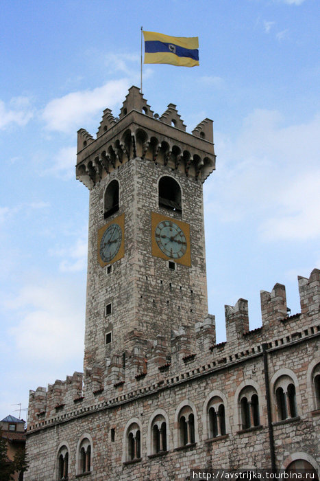 башня Палаццо Преторио Тренто, Италия