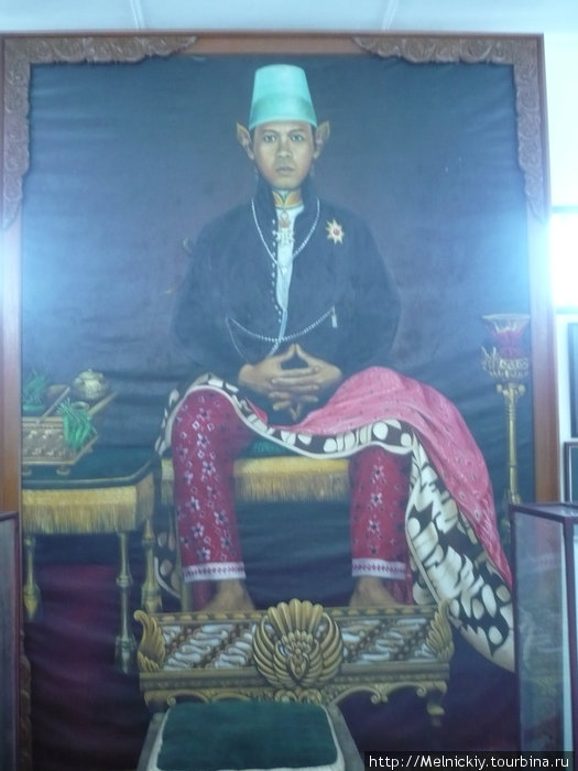 Дворец султана и в гостях у Wiji Hartaono/Kabul Джокьякарта, Индонезия