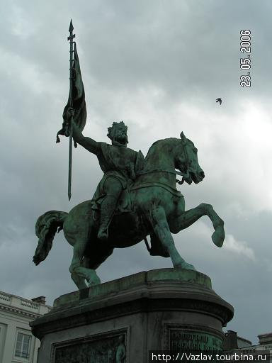 Конный памятник Готфриду Бульонскому / Godefroy de Bouillon statue